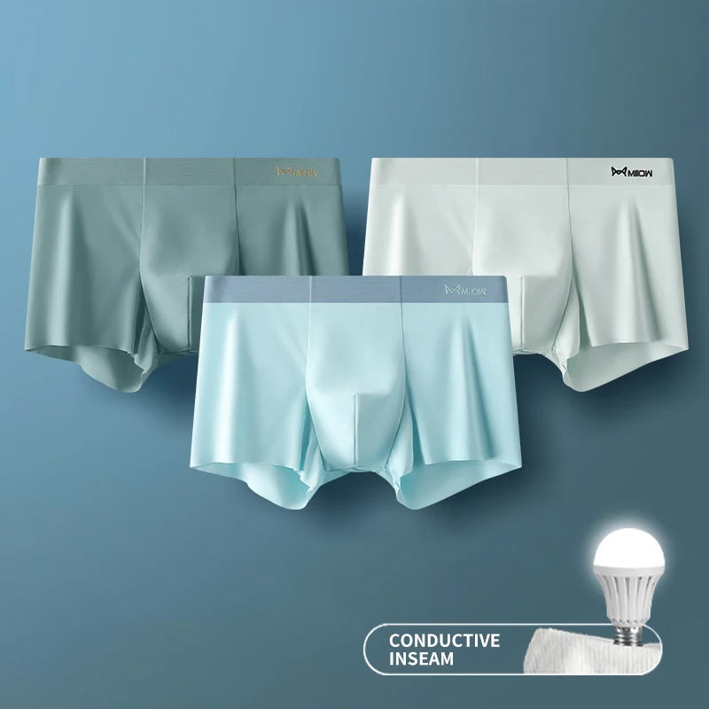 Seamless boxer briefs fabric stretch detail